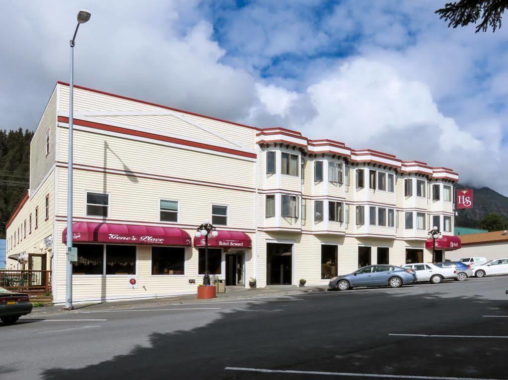 Hotel Seward Exterior photo